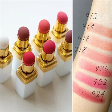 chanel 928 pink delay|ROUGE COCO BAUME Hydrating Beautifying Tinted Lip Balm.